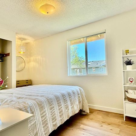 Besa Homestay Near Beach And Seatac Airport - Shared Bathroom With Max 2 Guests Des Moines Exterior photo